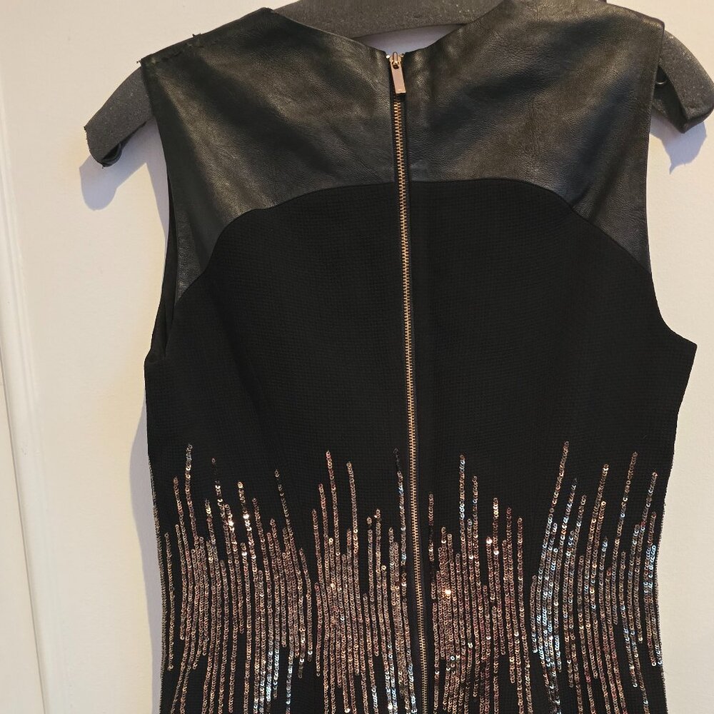 Black and gold dress - Picture 2 of 7